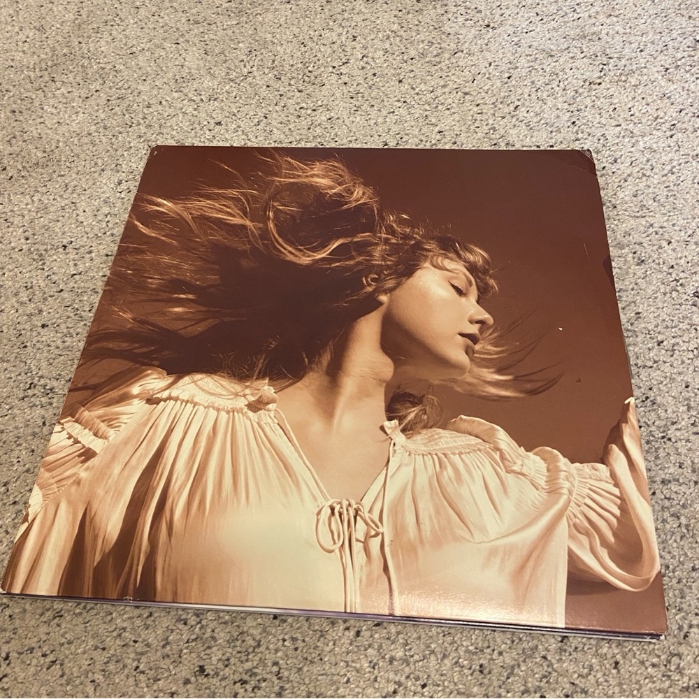 Taylor Swift Vinyl Record Set - Fearless, Taylor’s Version